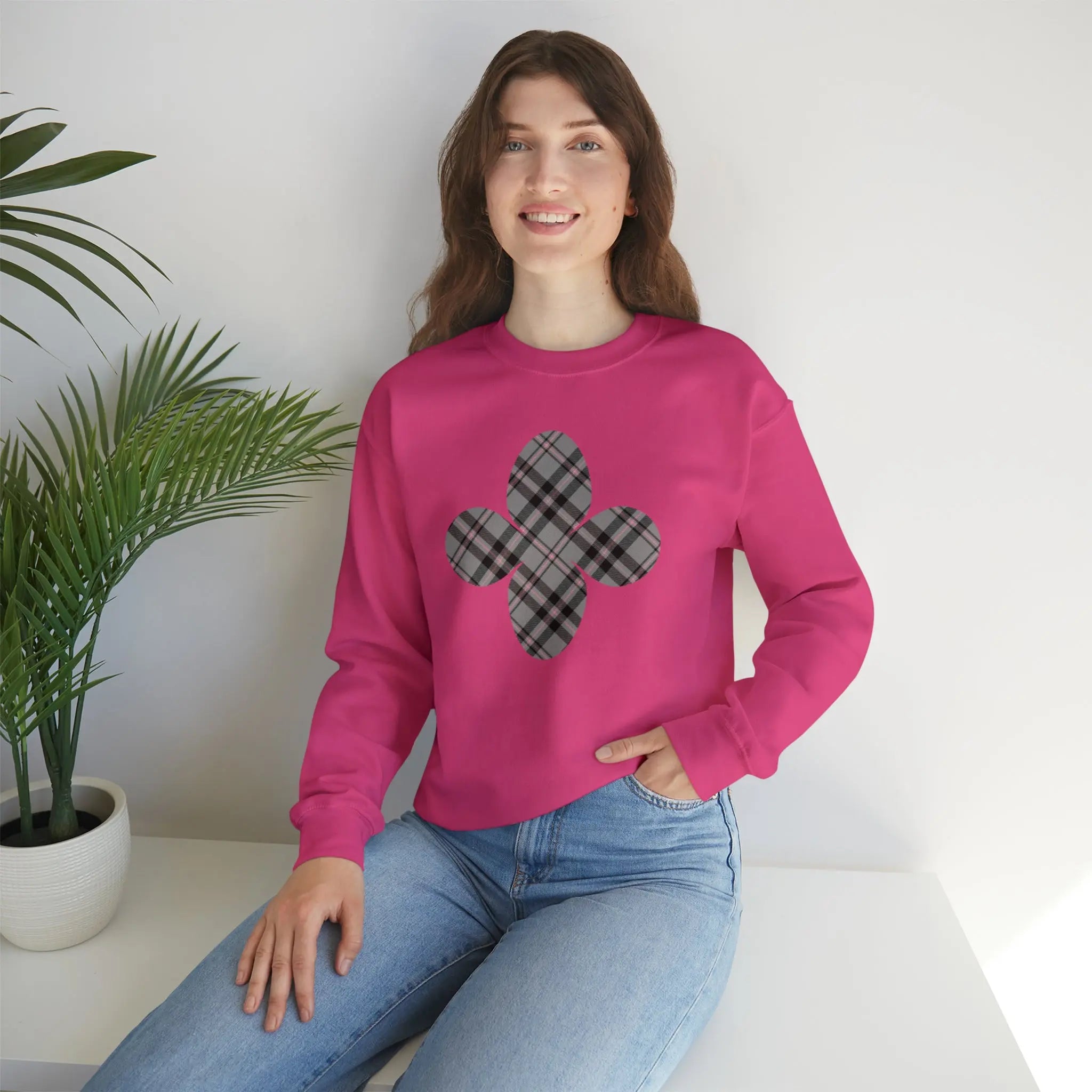  Pink Plaid Pattern Flower with Sleeve Print Unisex Heavy Blend Sweatshirt Sweatshirt